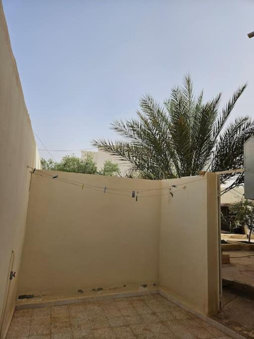 Hadhri Appartement โทเซอร์ ภายนอก รูปภาพ