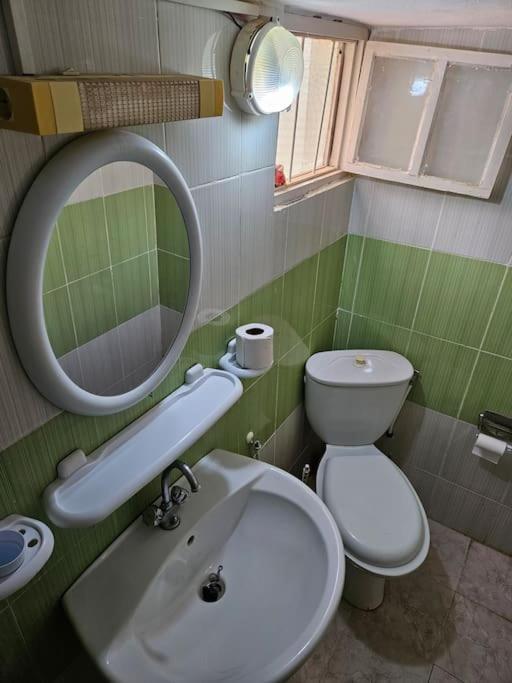 Hadhri Appartement โทเซอร์ ภายนอก รูปภาพ